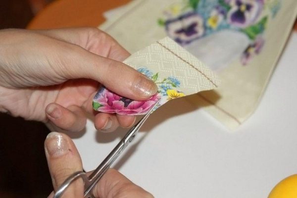 Современные идеи для декупажа мебели салфетками